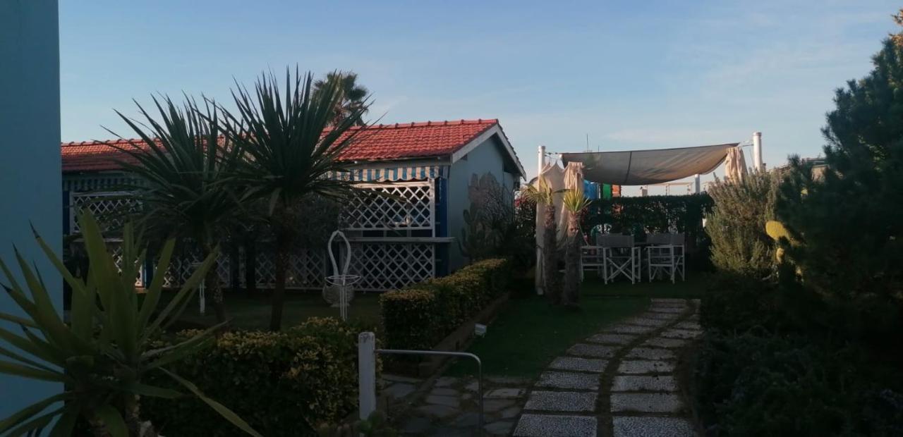 Bed & Breakfast Venezia Marina Di Carrara Exterior foto