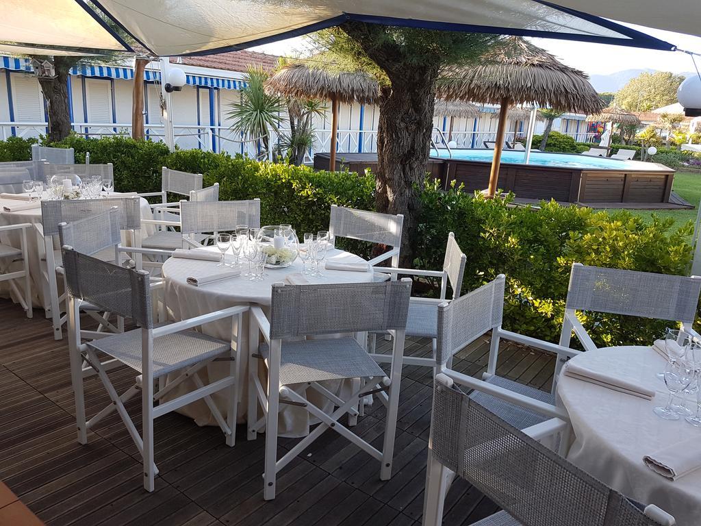 Bed & Breakfast Venezia Marina Di Carrara Exterior foto